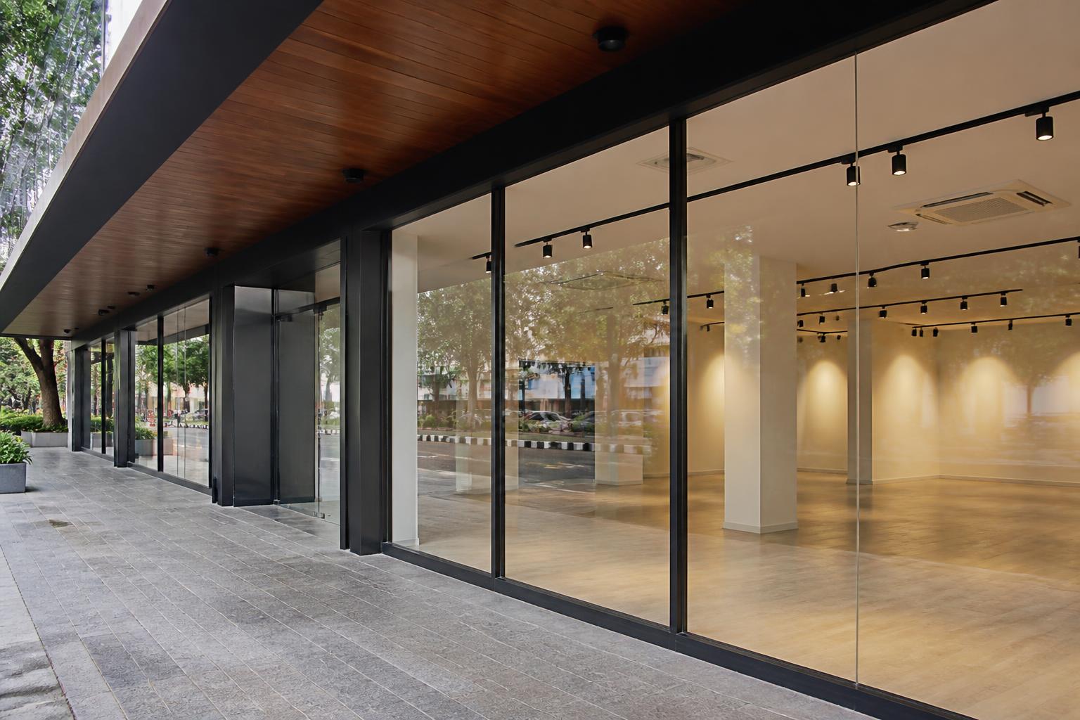 Commercial Showroom/ Building Space for rent
